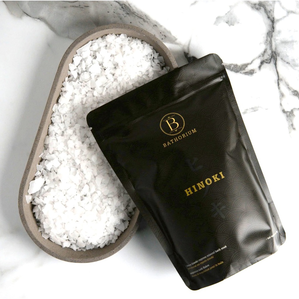 Hinoki Cypress Tibetan Salt Bath Flakes